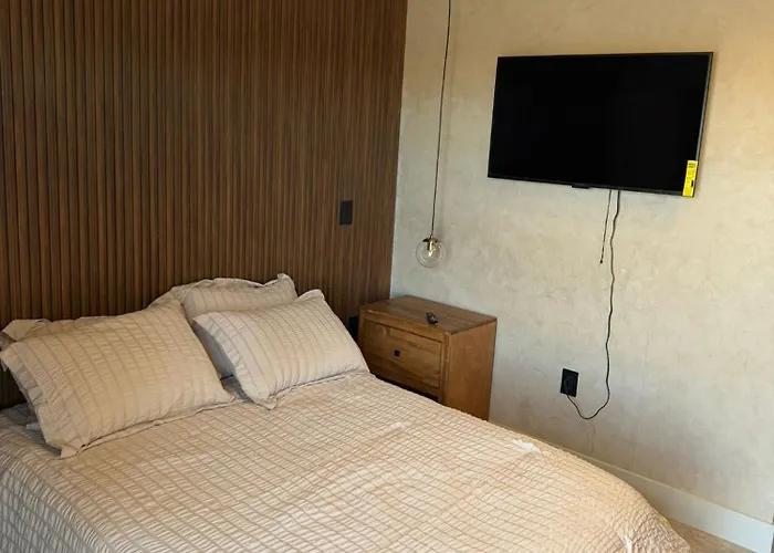 Presidio Inn